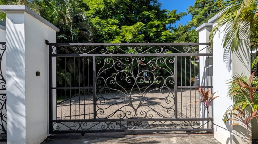 3 bed Single Family Homes For Sale in Jaco, Puntarenas - thumb 10