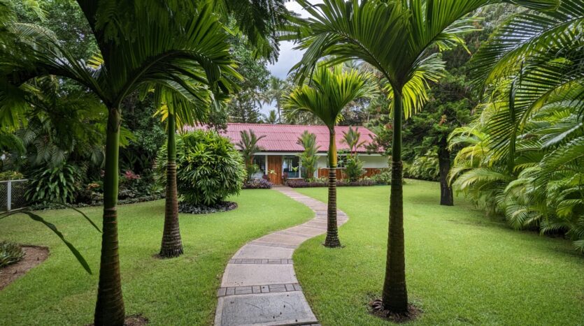 3 bed Single Family Homes For Sale in Jaco, Puntarenas - thumb 2