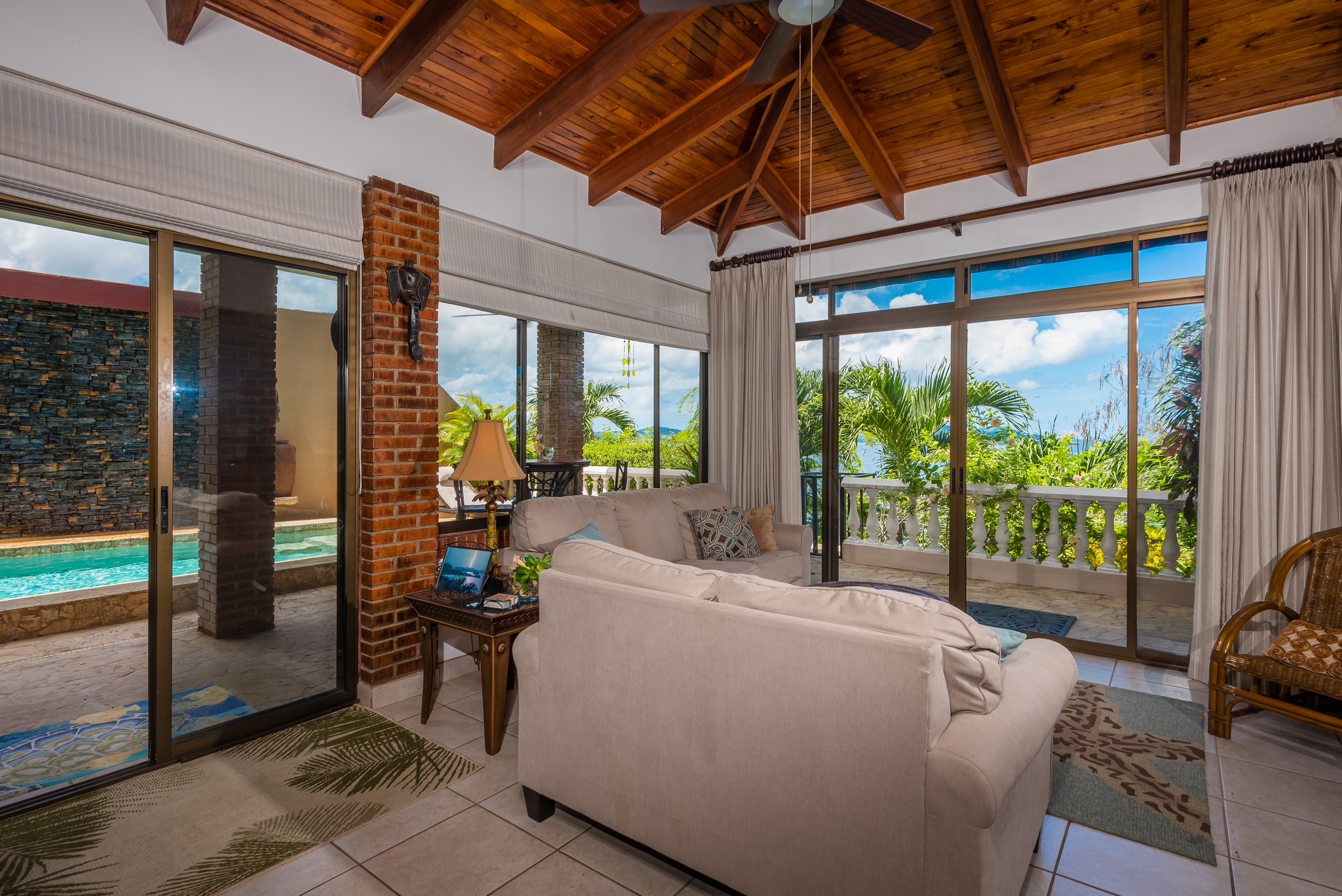 5 bed Single Family Homes For Sale in Playa Flamingo, Guanacaste - thumb 7