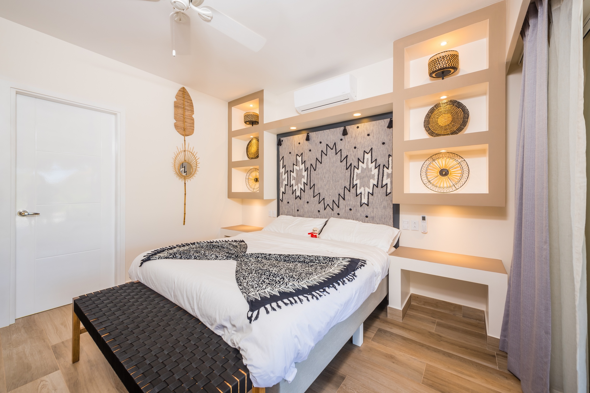 4 bed Single Family Homes For Sale in Playa Grande, Guanacaste - thumb 12