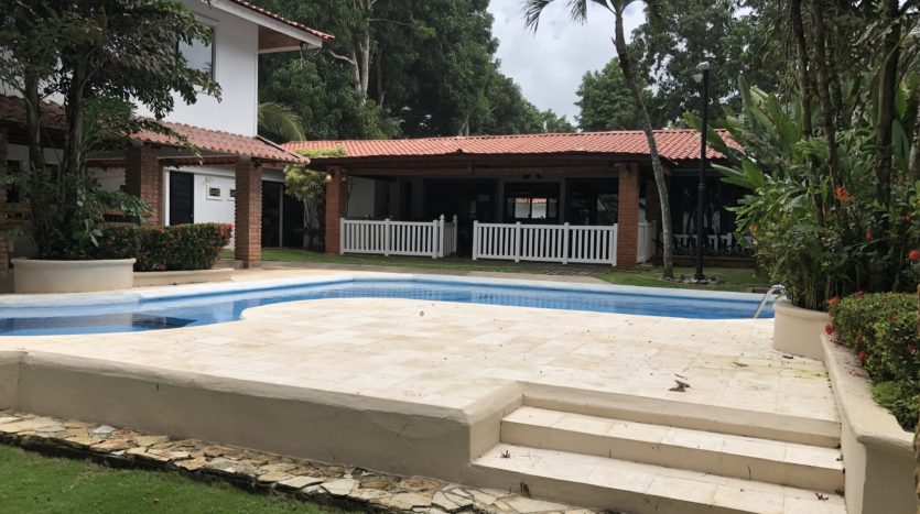 5 bed Single Family Homes For Sale in Jaco, Puntarenas - thumb 11