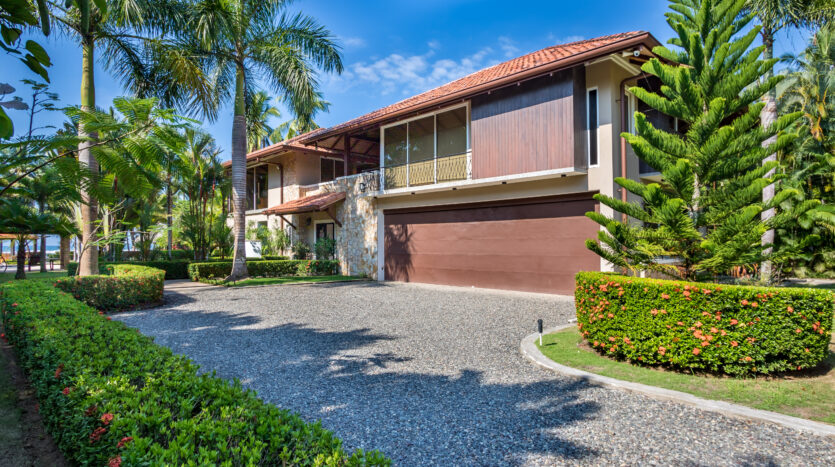 3 bed Single Family Homes For Sale in Esterillos, Puntarenas - thumb 2