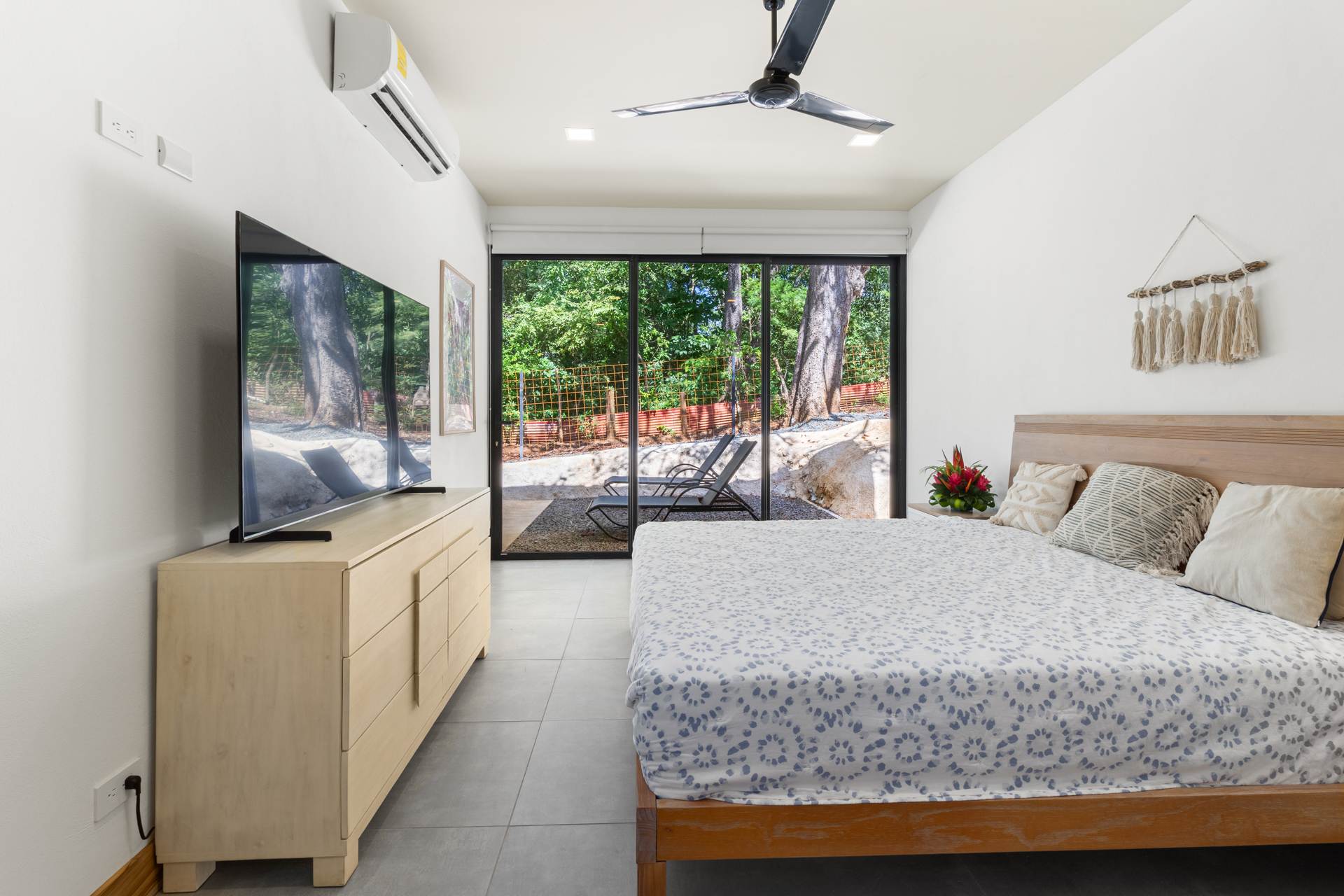 4 bed Single Family Homes For Sale in Tamarindo, Guanacaste - thumb 3