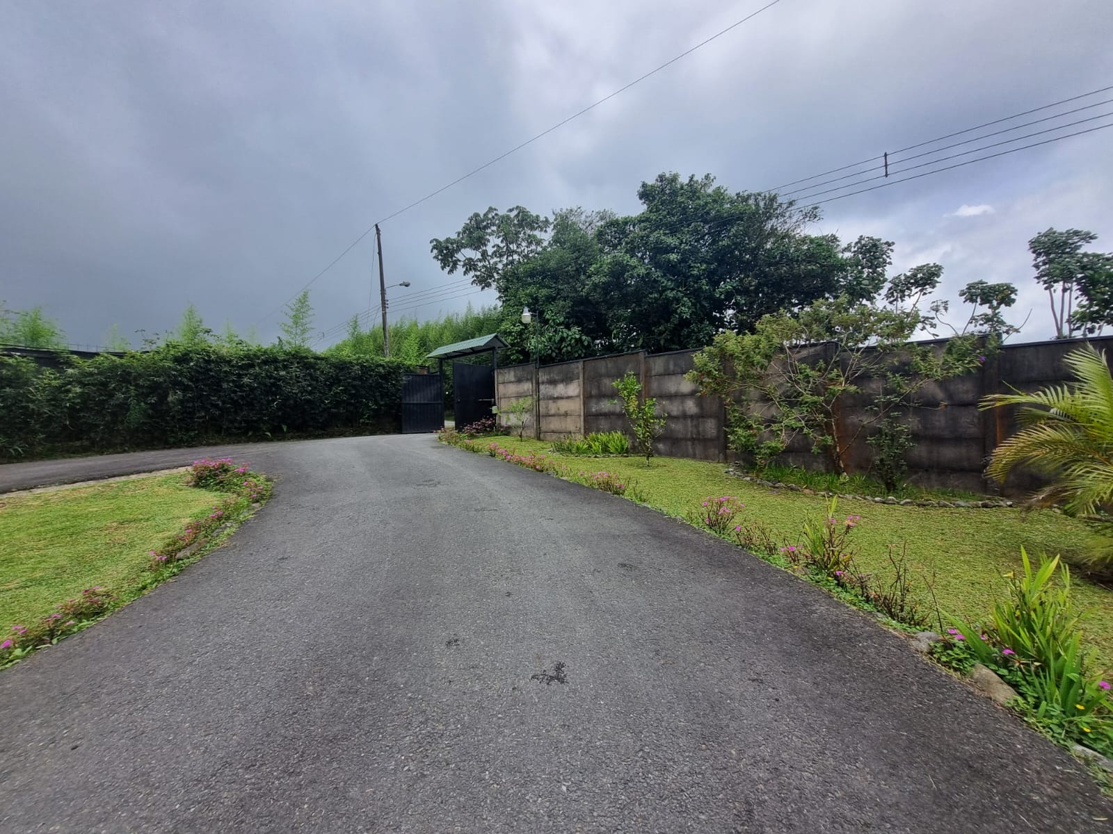 3 bed Single Family Homes For Sale in Coronado, San Jose - thumb 3