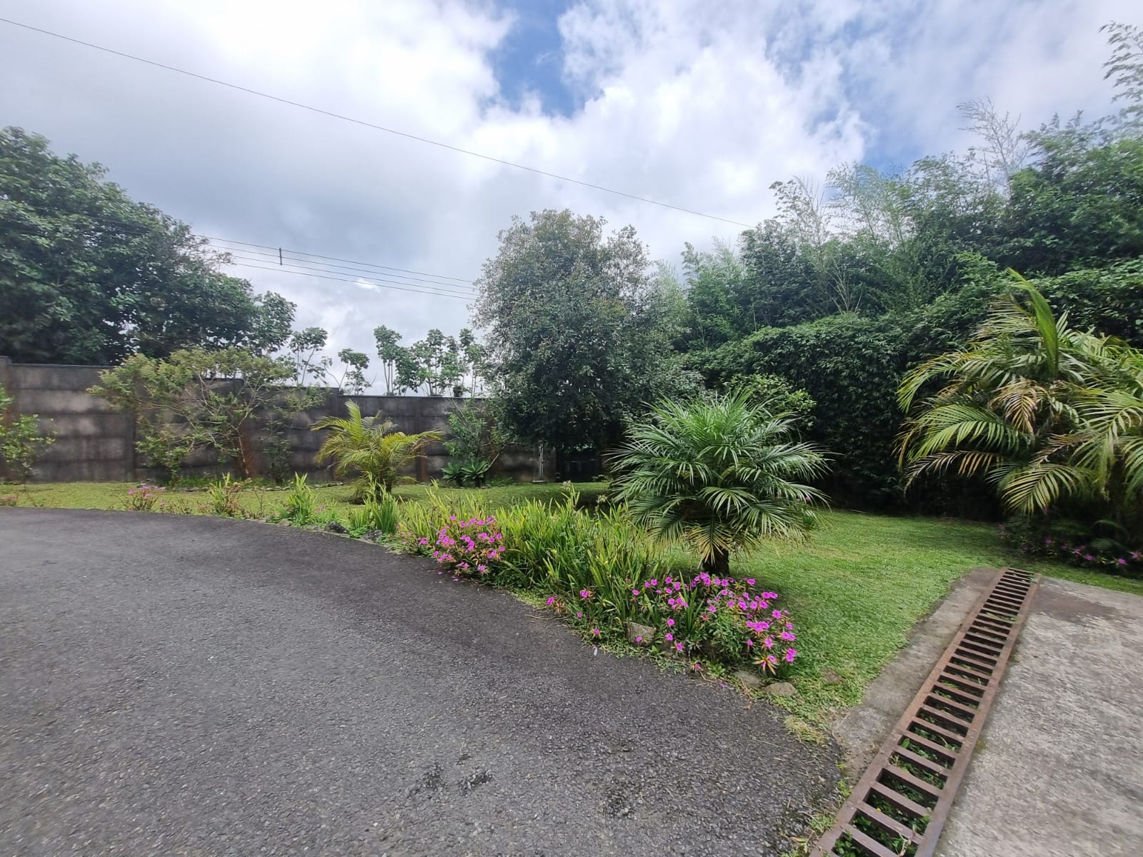 3 bed Single Family Homes For Sale in Coronado, San Jose - thumb 4