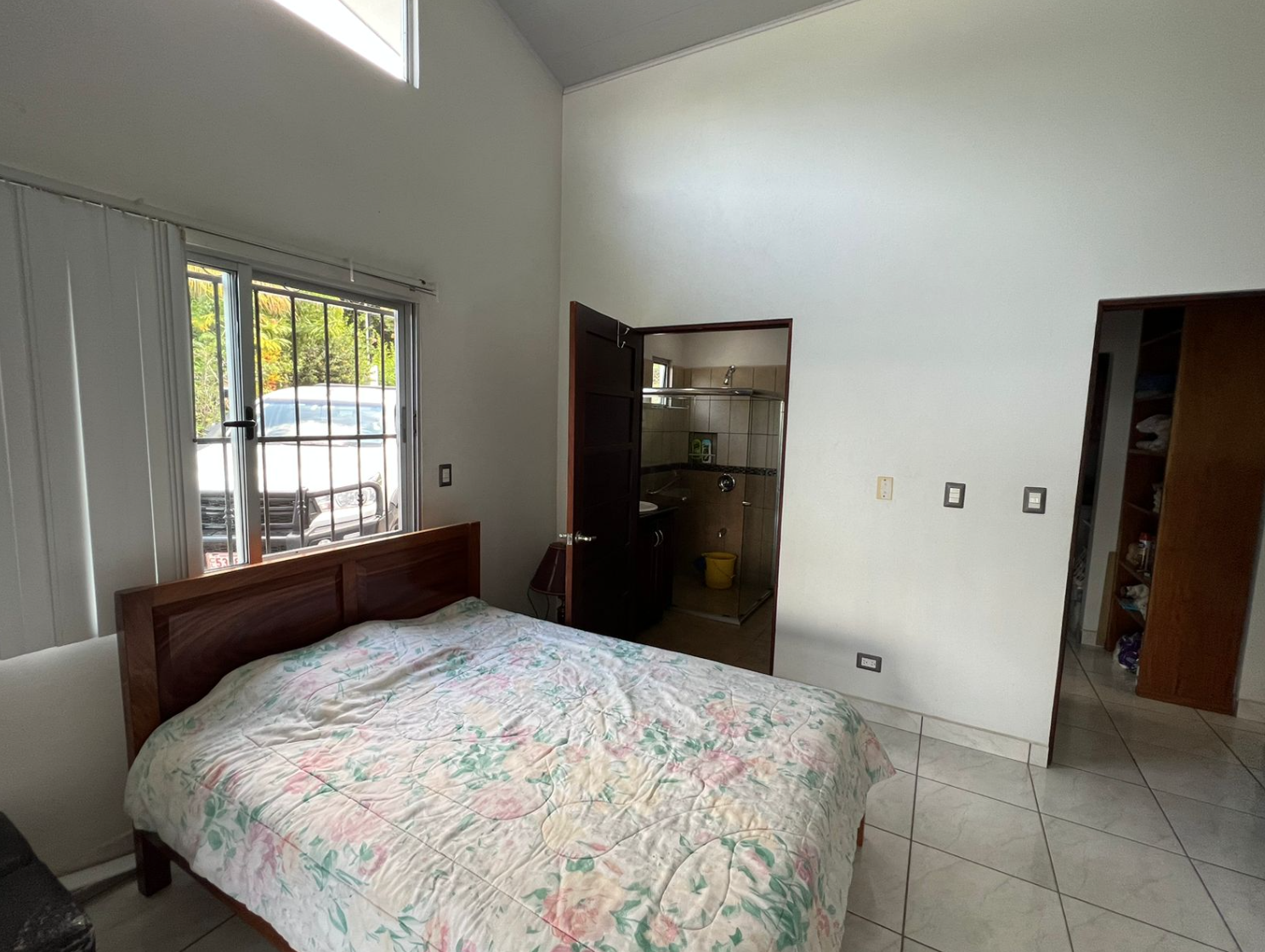 4 bed Single Family Homes For Sale in Orotina, Alajuela - thumb 17