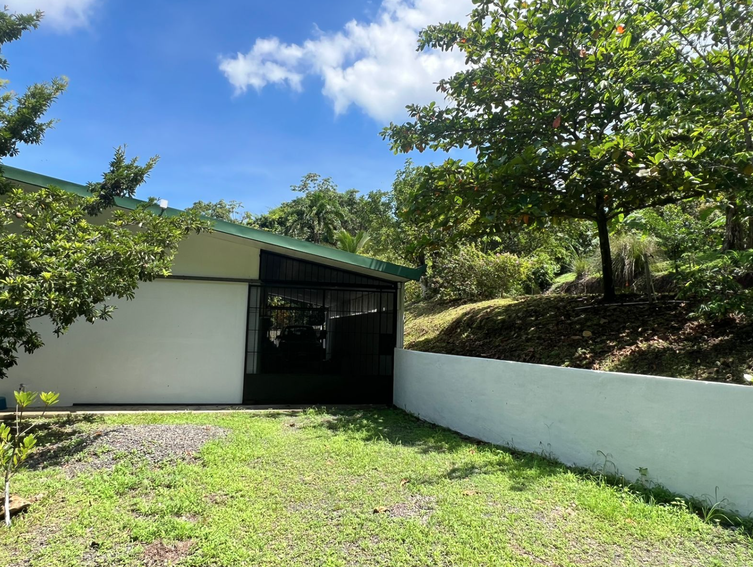 4 bed Single Family Homes For Sale in Orotina, Alajuela - thumb 14