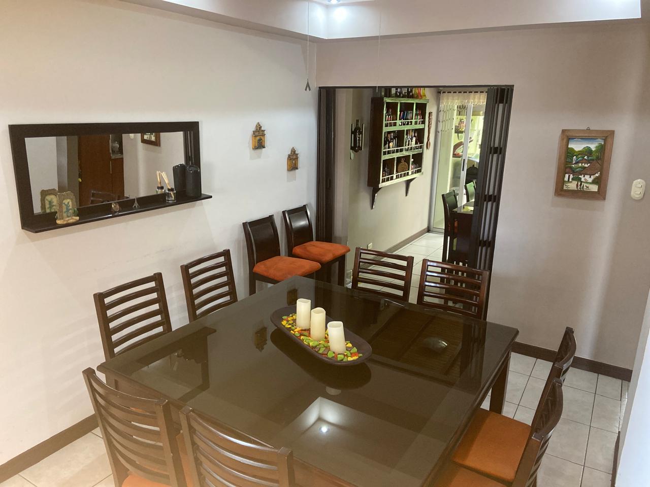 4 bed Single Family Homes For Sale in Curridabat, San Jose - thumb 4