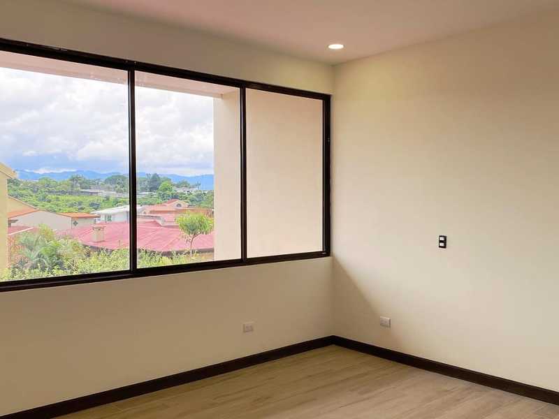 4 bed Single Family Homes For Rent in Curridabat, San Jose - thumb 9