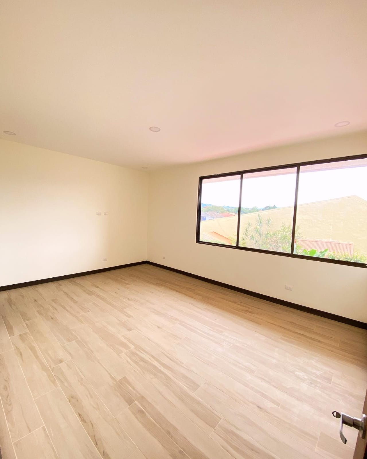 4 bed Single Family Homes For Rent in Curridabat, San Jose - thumb 5