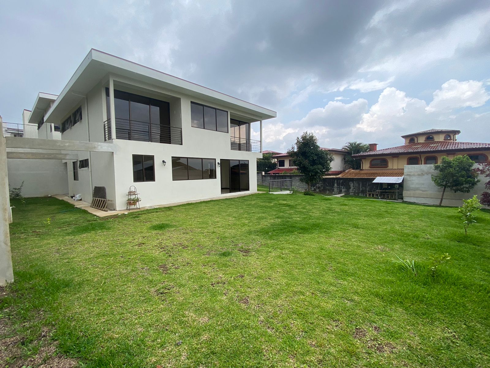 4 bed Single Family Homes For Rent in Curridabat, San Jose - thumb 15