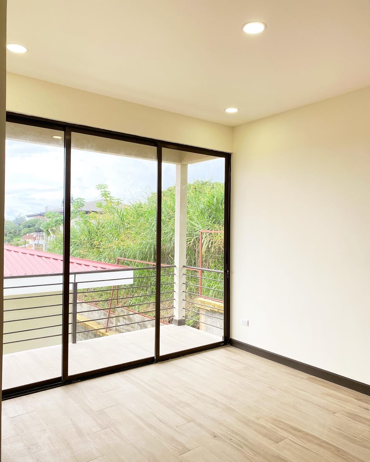 4 bed Single Family Homes For Rent in Curridabat, San Jose - thumb 8