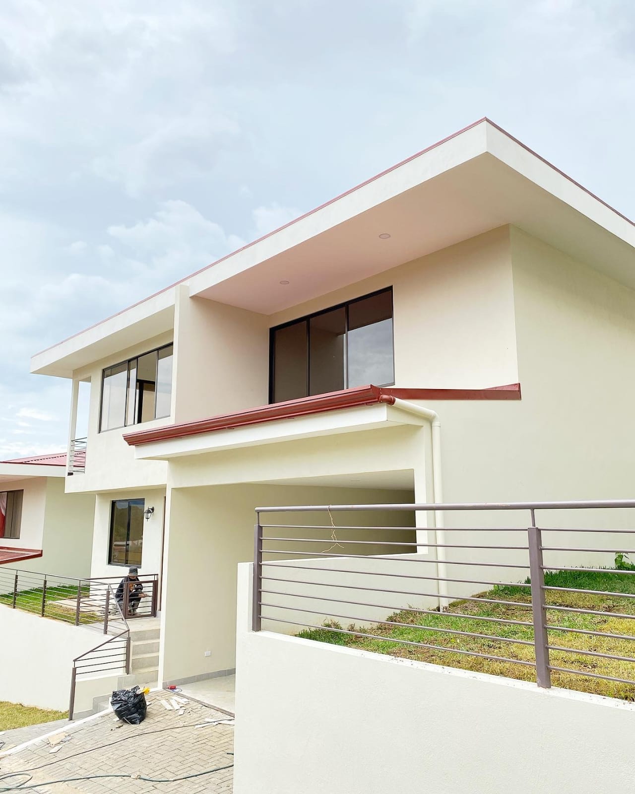 4 bed Single Family Homes For Rent in Curridabat, San Jose - thumb 1