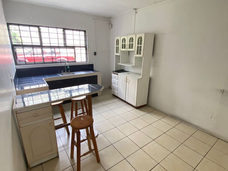 4 bed Commercial For Rent in San Jose, San Jose - thumb 5