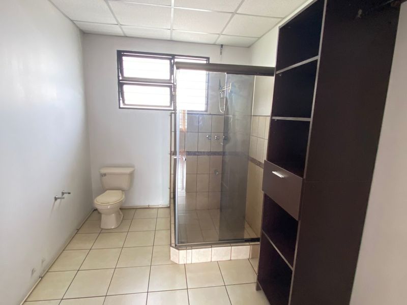 4 bed Commercial For Rent in San Jose, San Jose - thumb 14