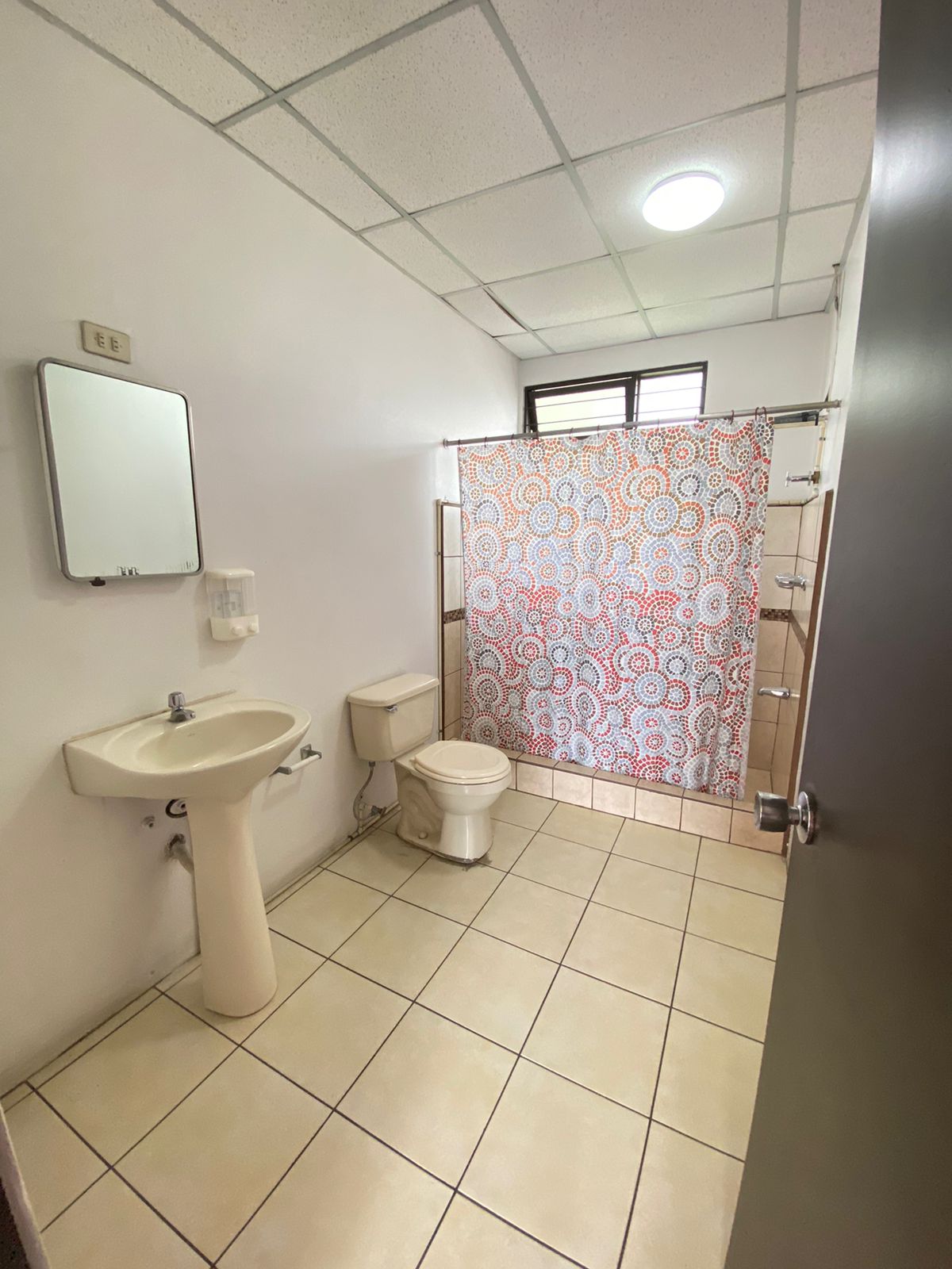 4 bed Commercial For Rent in San Jose, San Jose - thumb 9