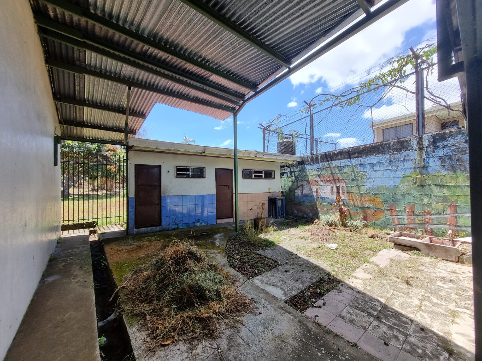 8 bed Commercial For Sale in San Rafael, San Jose - thumb 6