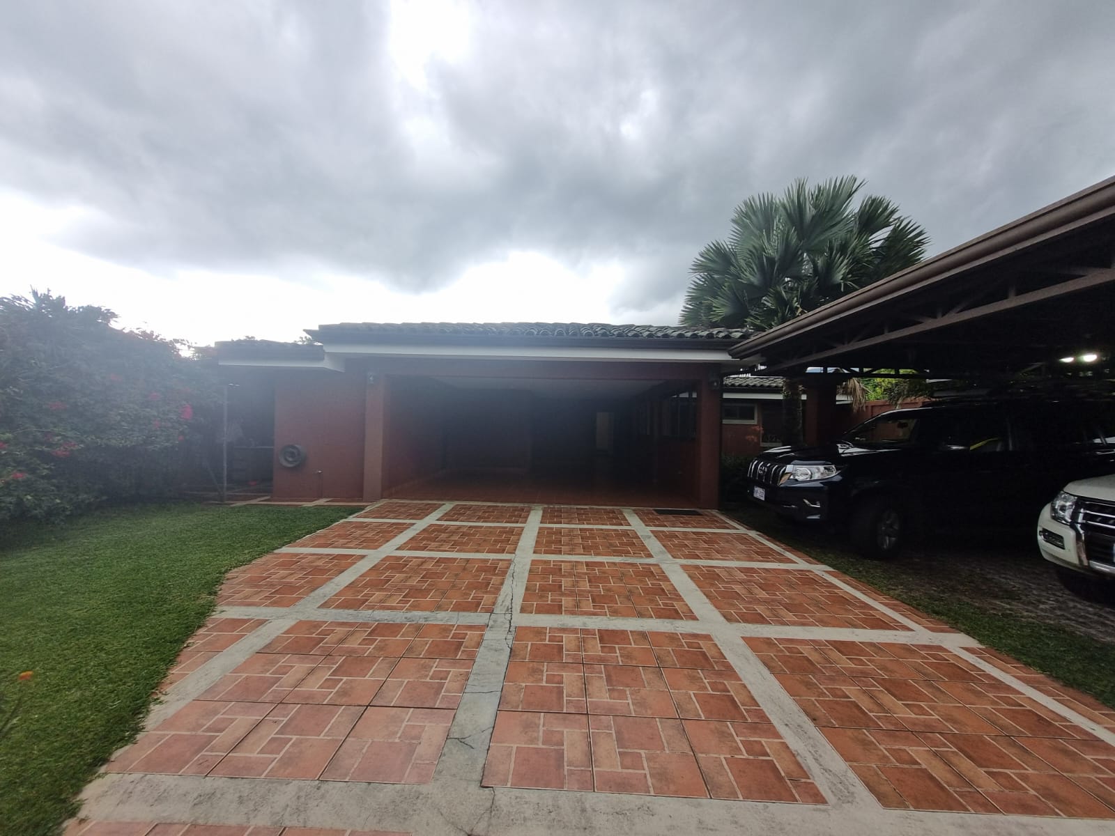 3 bed Single Family Homes For Sale in Santo Domingo, Heredia - thumb 1