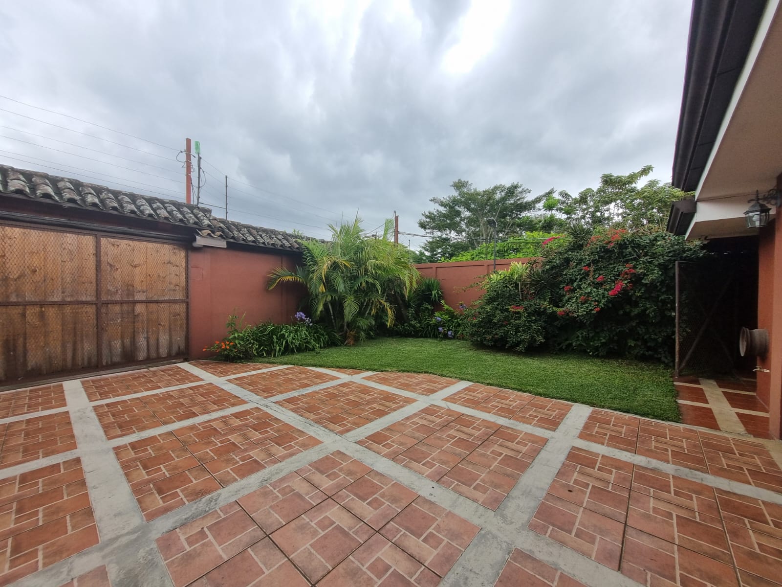 3 bed Single Family Homes For Sale in Santo Domingo, Heredia - thumb 2
