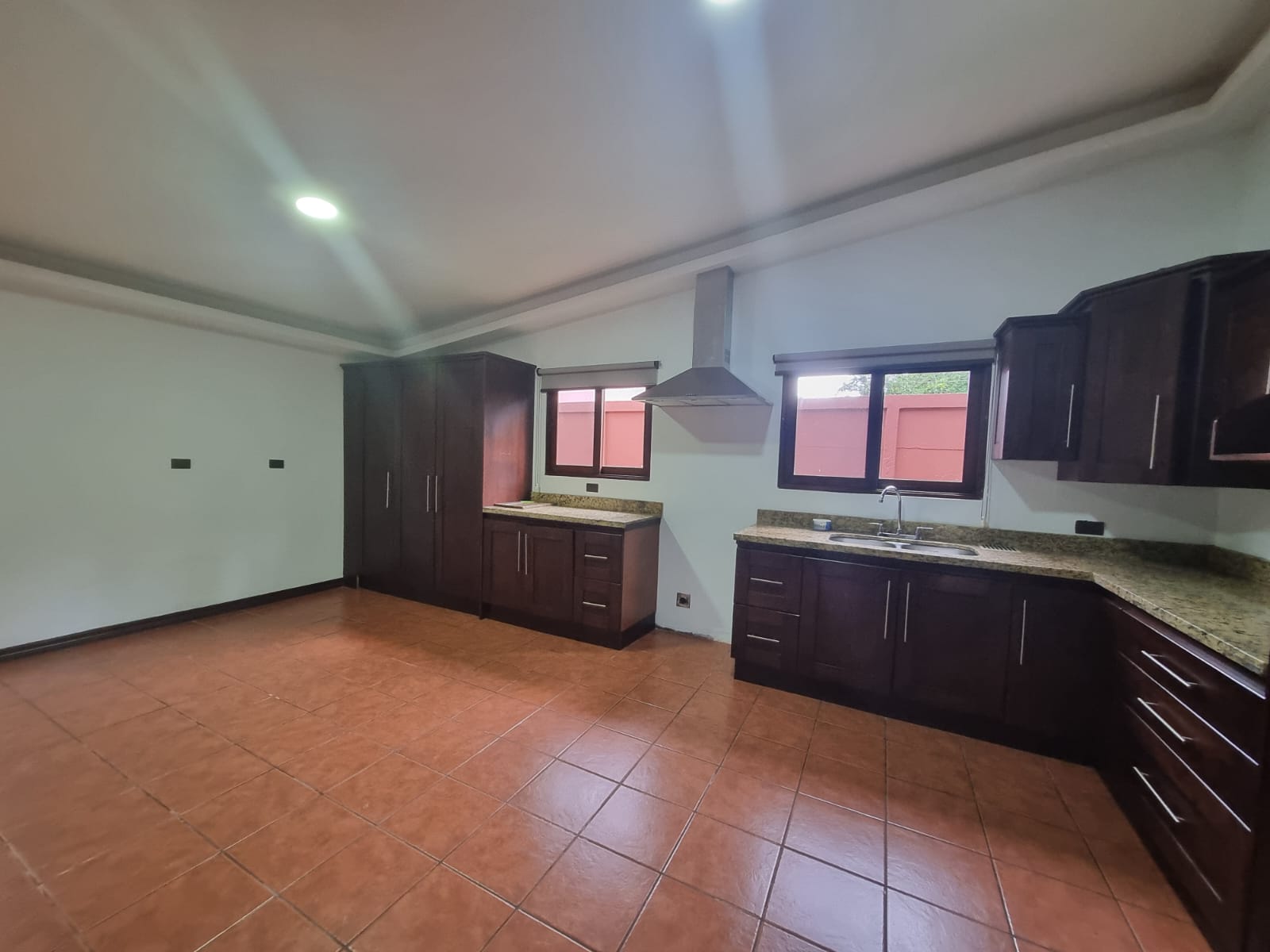 3 bed Single Family Homes For Sale in Santo Domingo, Heredia - thumb 11
