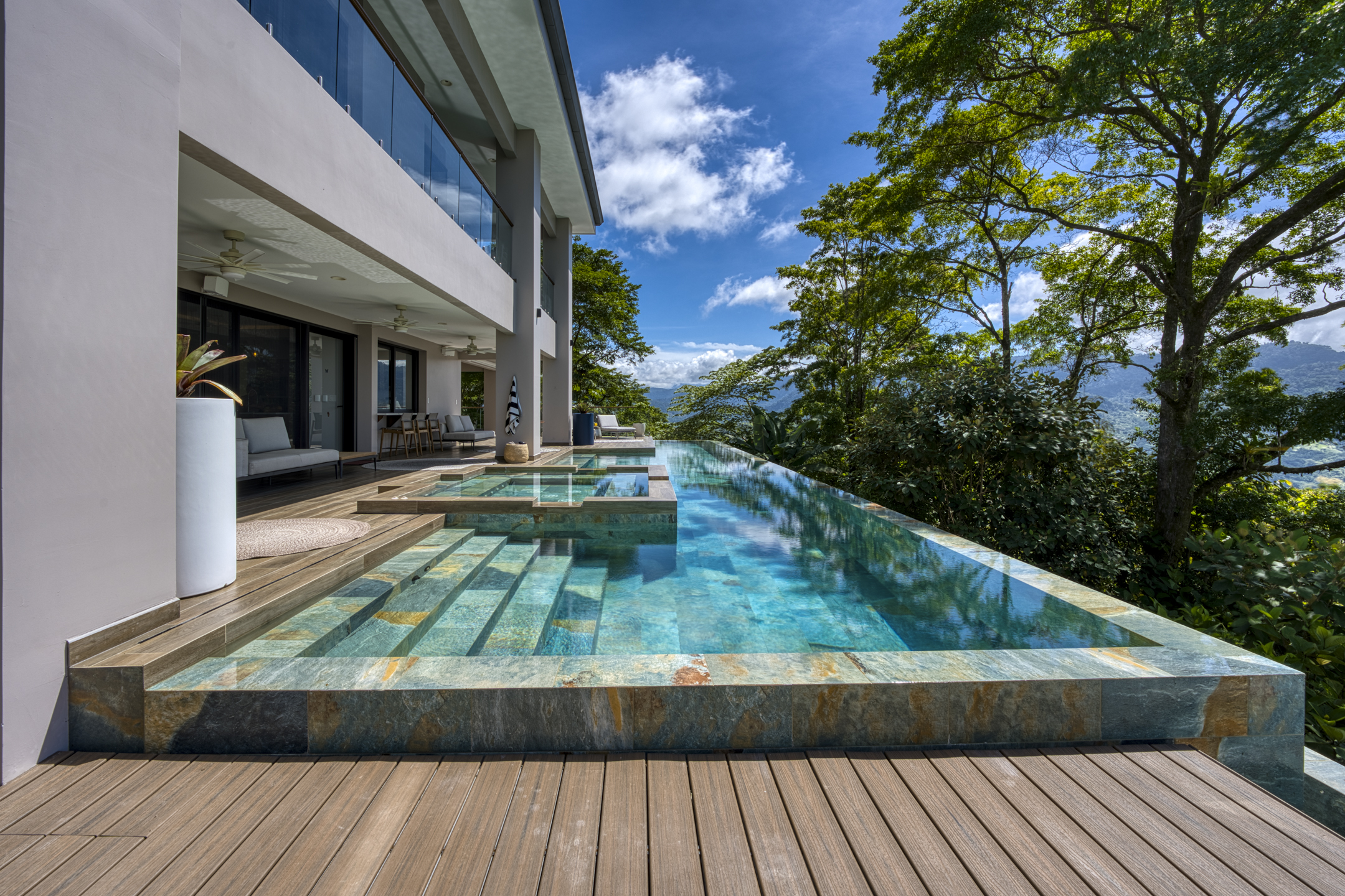 4 bed Single Family Homes For Sale in Dominical, Puntarenas - thumb 4