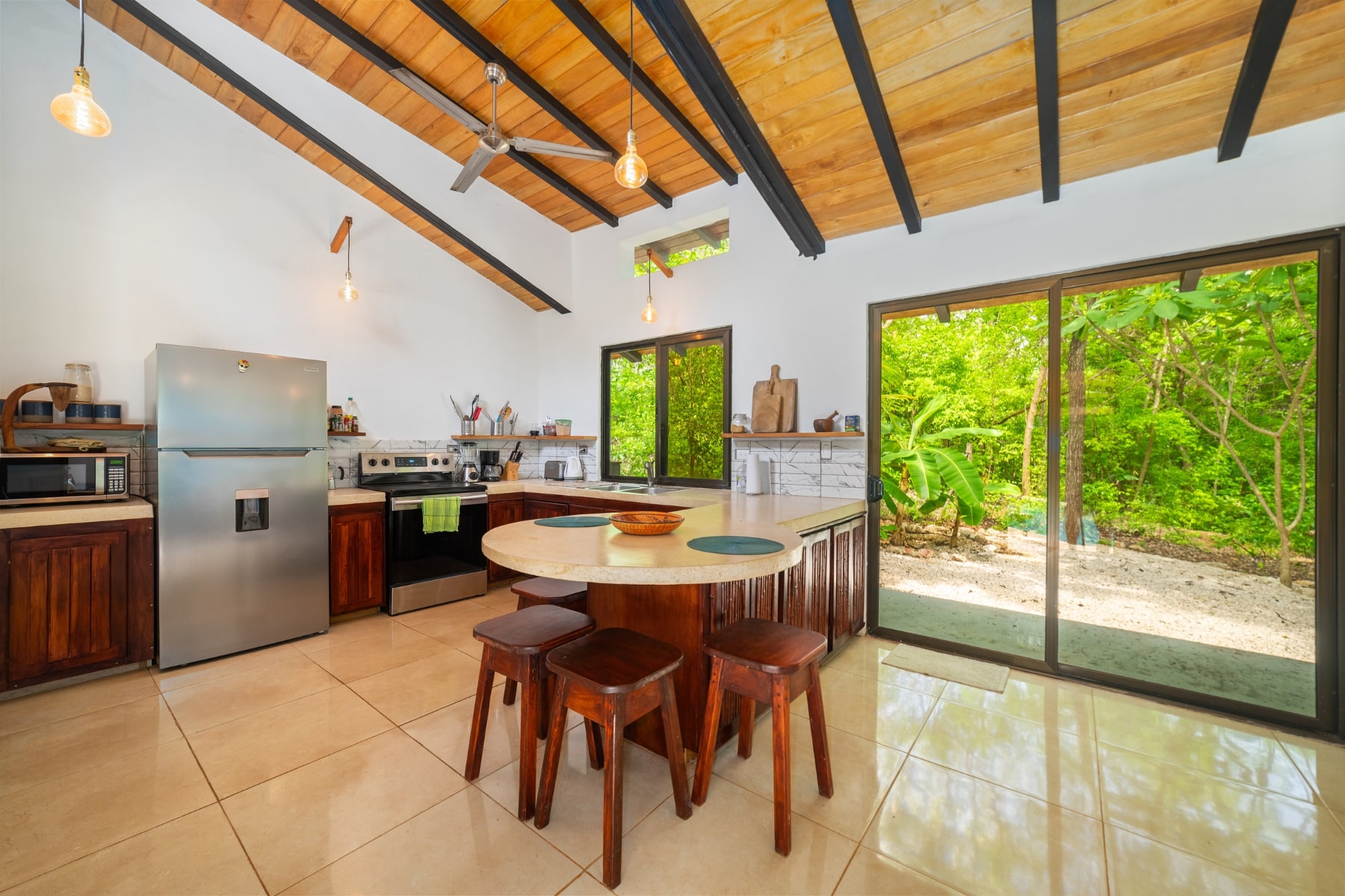 3 bed Single Family Homes For Sale in Junquillal, Guanacaste - thumb 4