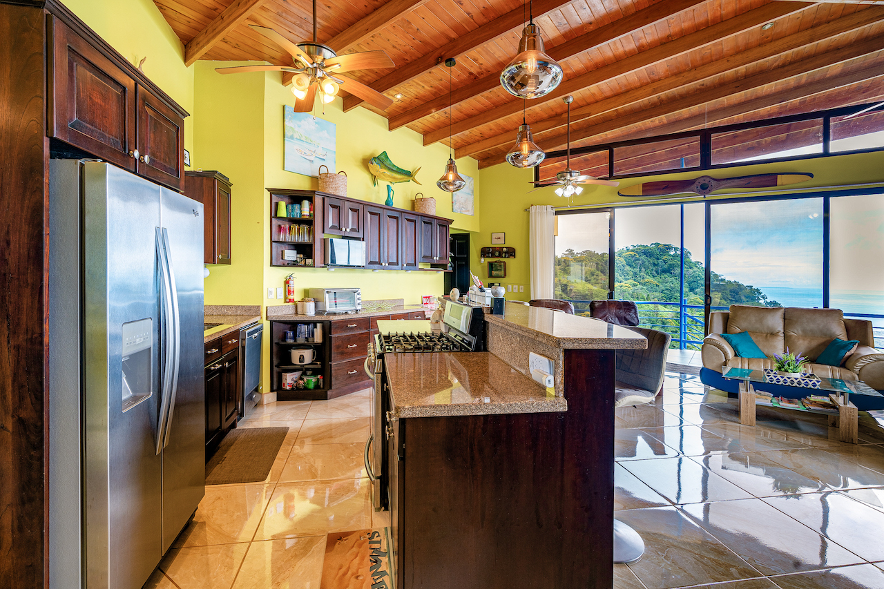 4 bed Single Family Homes For Sale in Ojochal, Puntarenas - thumb 22