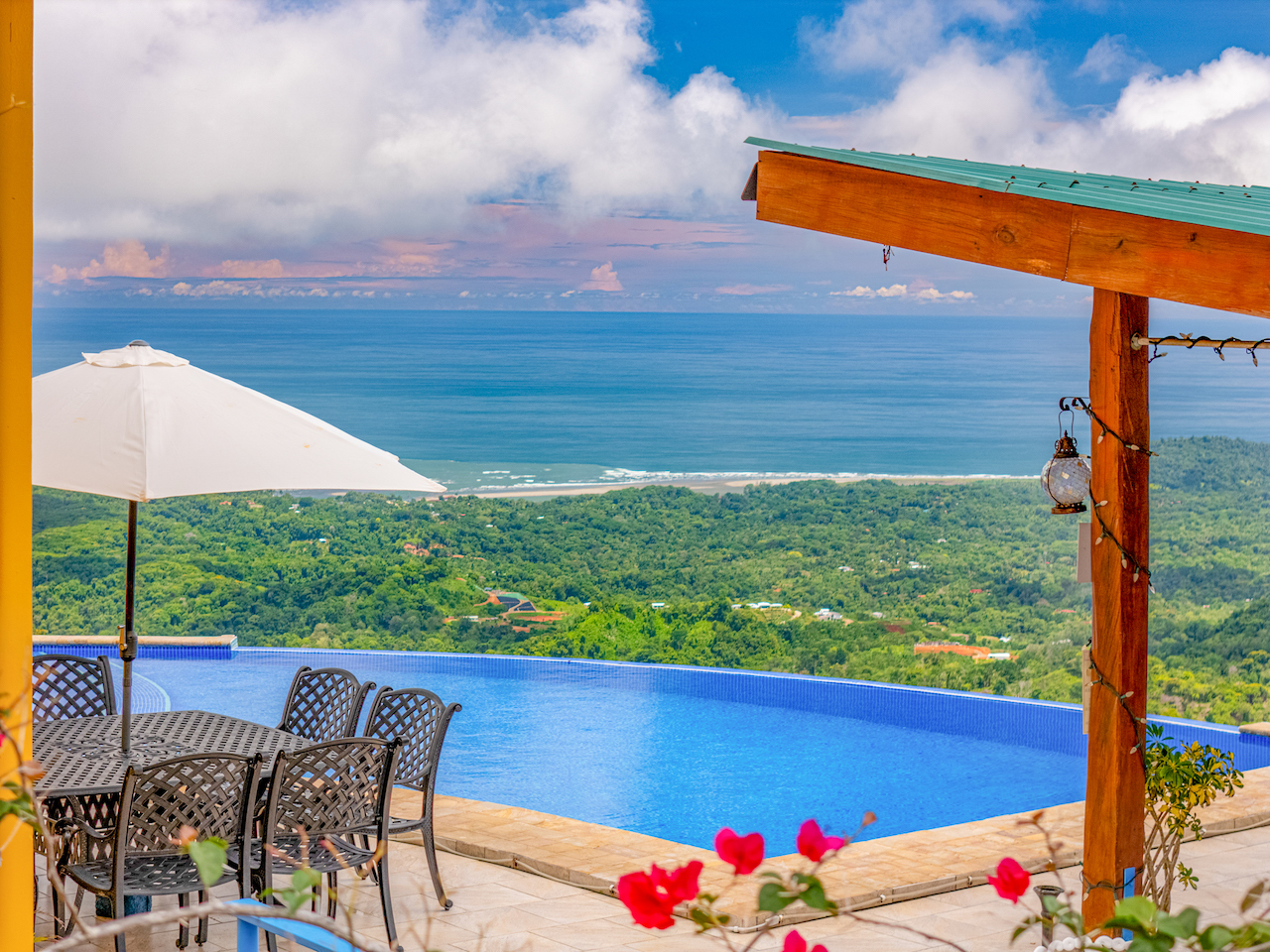 4 bed Single Family Homes For Sale in Ojochal, Puntarenas - thumb 2