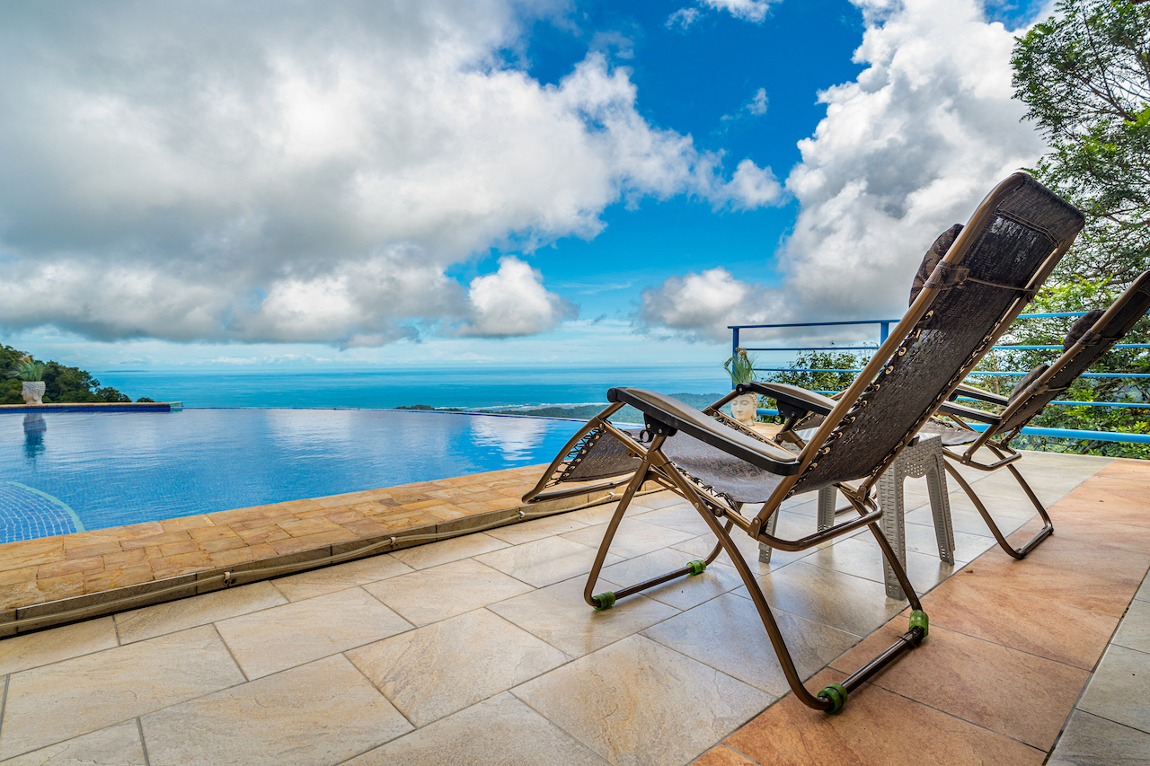 4 bed Single Family Homes For Sale in Ojochal, Puntarenas - thumb 10