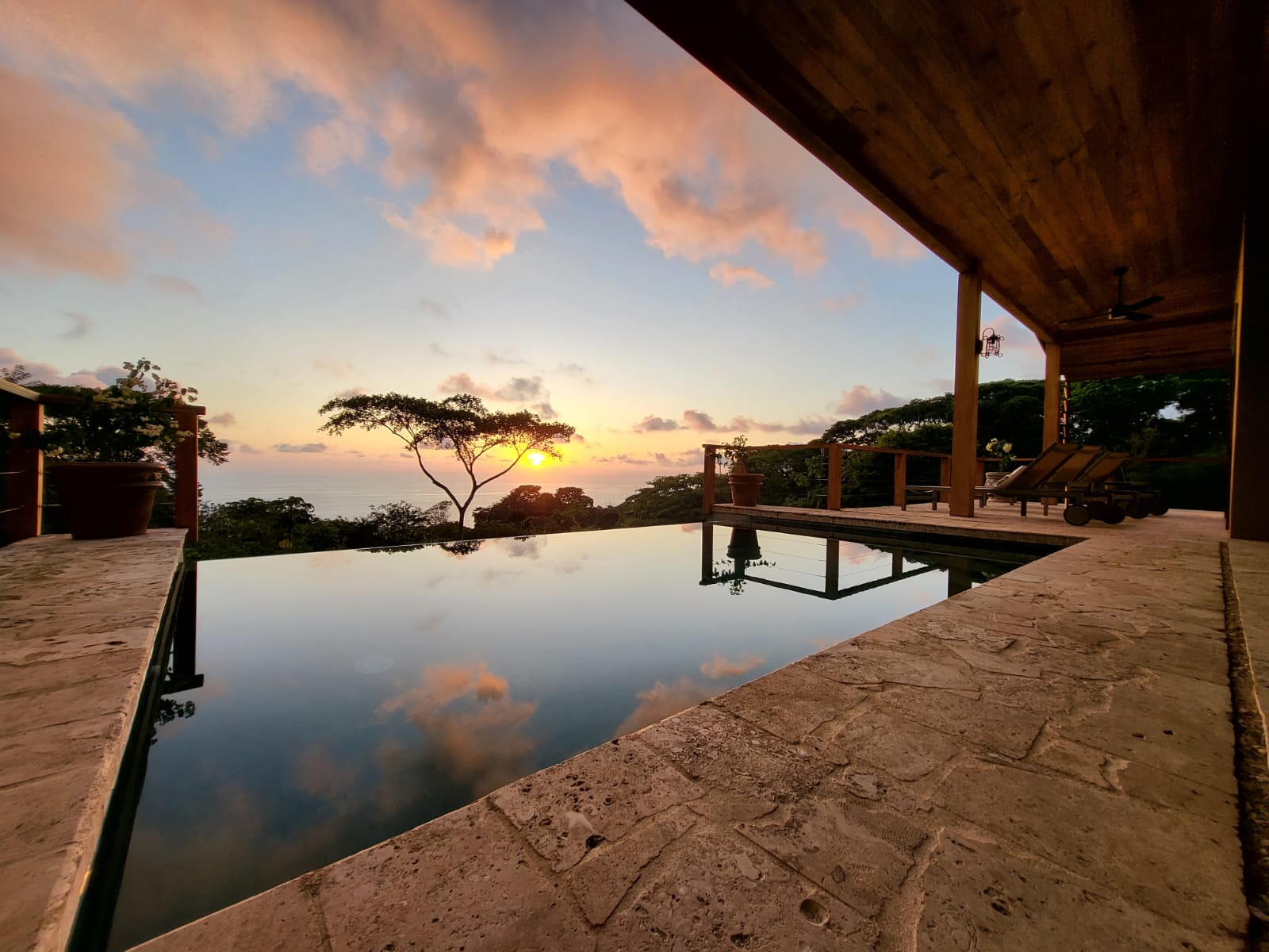 4 bed Single Family Homes For Sale in Dominical, Puntarenas - thumb 2