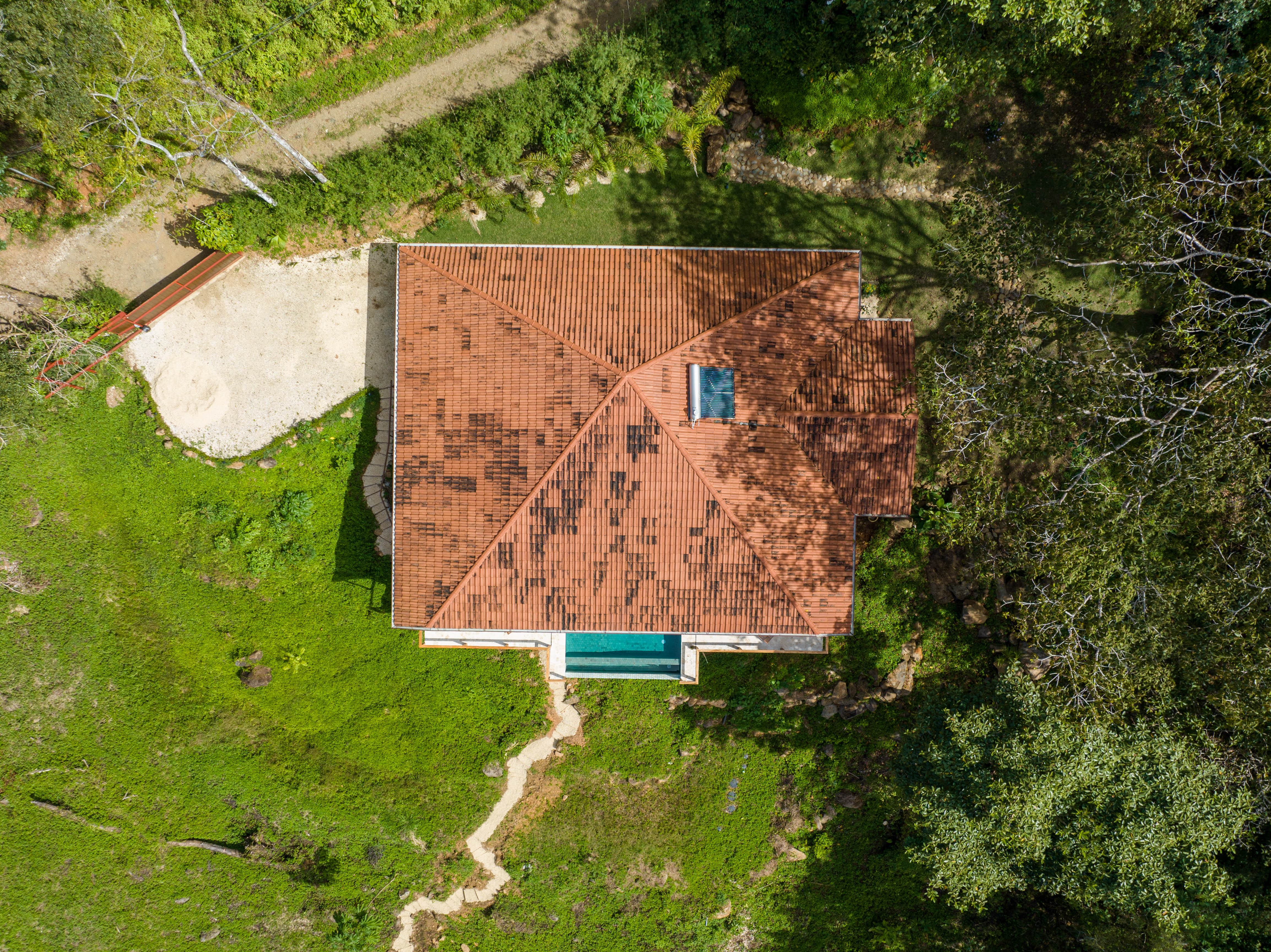 4 bed Single Family Homes For Sale in Dominical, Puntarenas - thumb 3