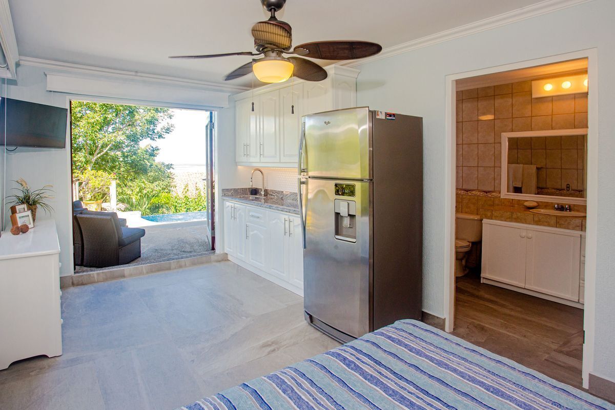 4 bed Single Family Homes For Sale in Ocotal, Guanacaste - thumb 6