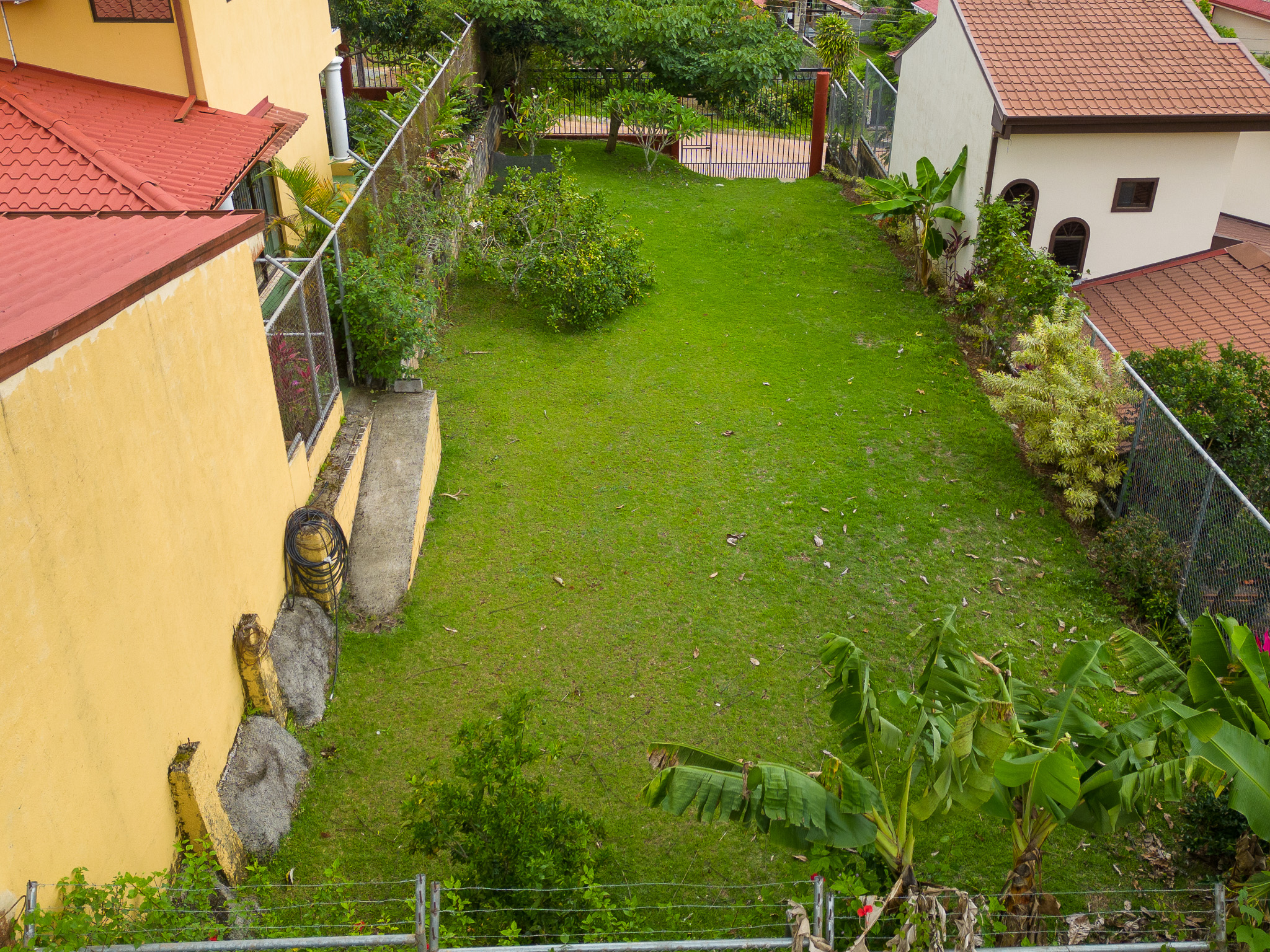 4 bed Single Family Homes For Sale in Perez Zeledon, San Jose - thumb 9