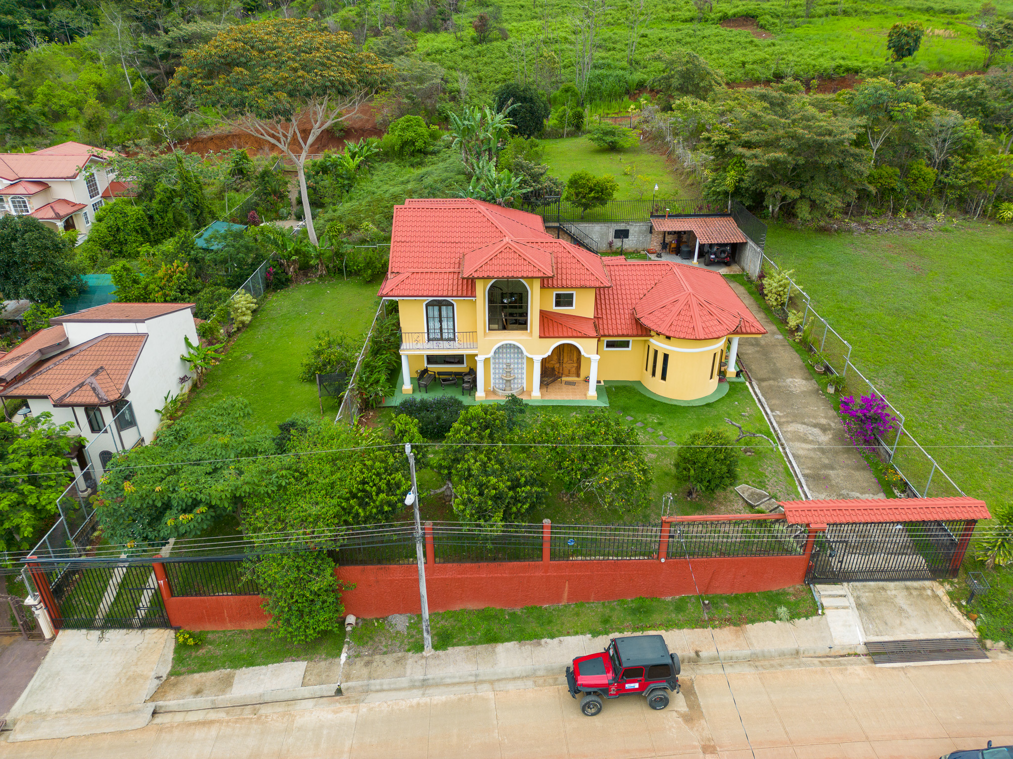 4 bed Single Family Homes For Sale in Perez Zeledon, San Jose - thumb 7