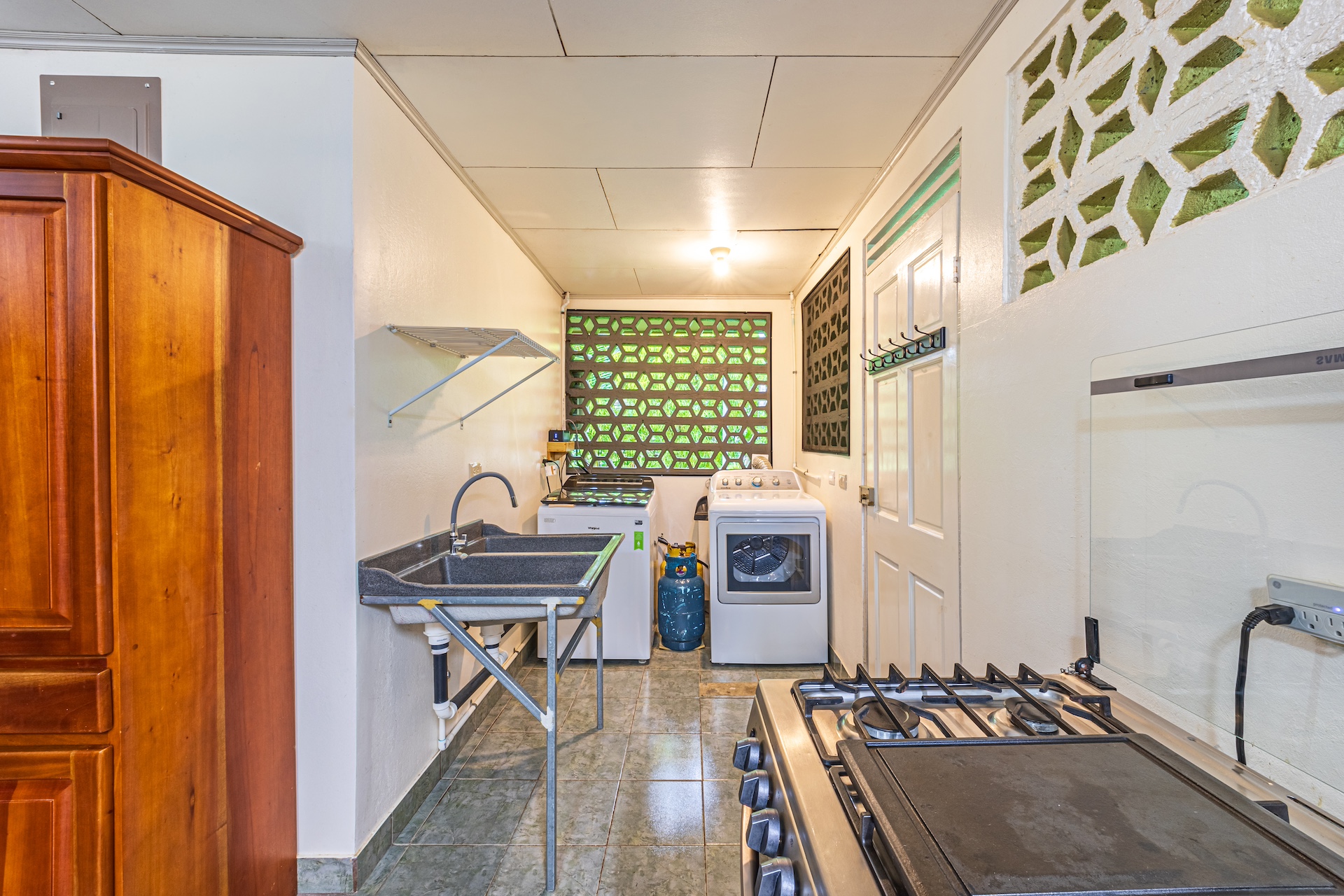 3 bed Single Family Homes For Sale in Uvita, Puntarenas - thumb 23