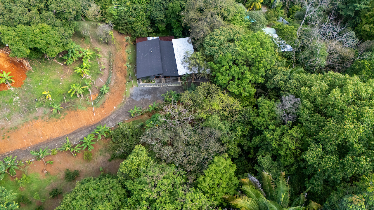 4 bed Single Family Homes For Sale in Uvita, Puntarenas - thumb 1