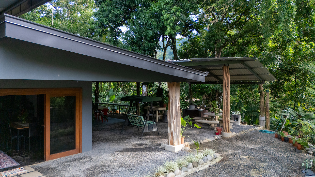 4 bed Single Family Homes For Sale in Uvita, Puntarenas - thumb 2