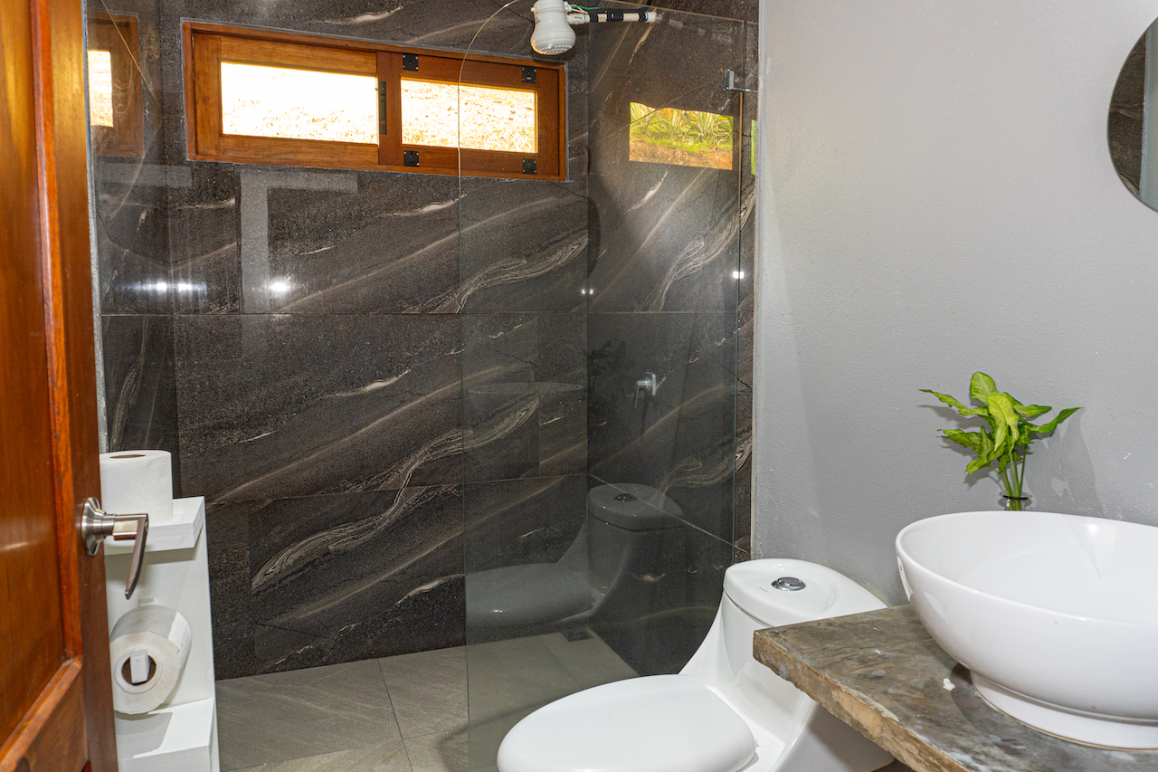 4 bed Single Family Homes For Sale in Uvita, Puntarenas - thumb 19