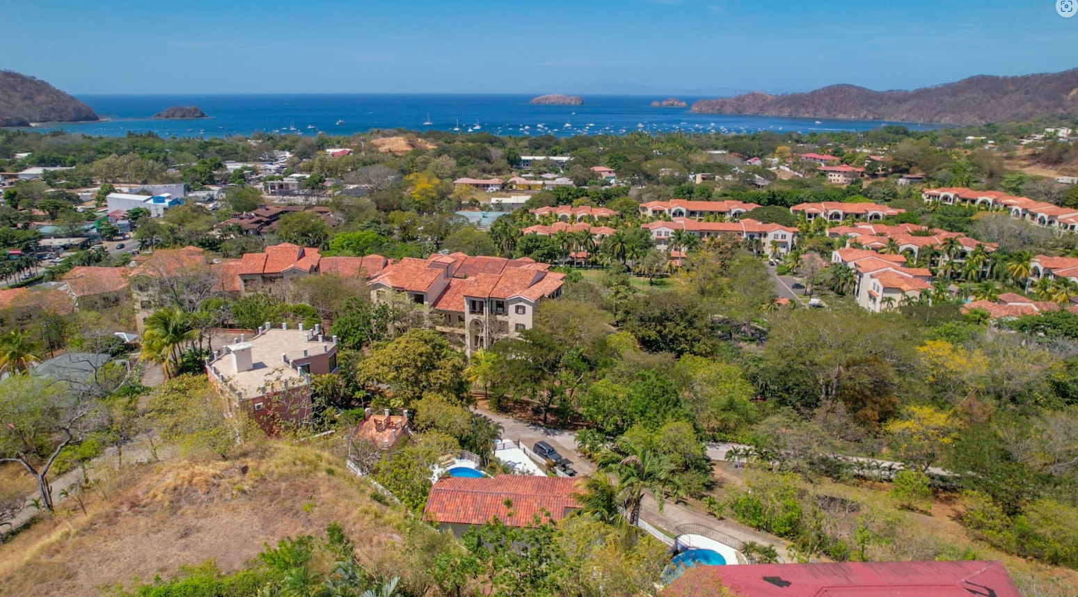 3 bed Single Family Homes For Sale in Playas Del Coco, Guanacaste - thumb 13