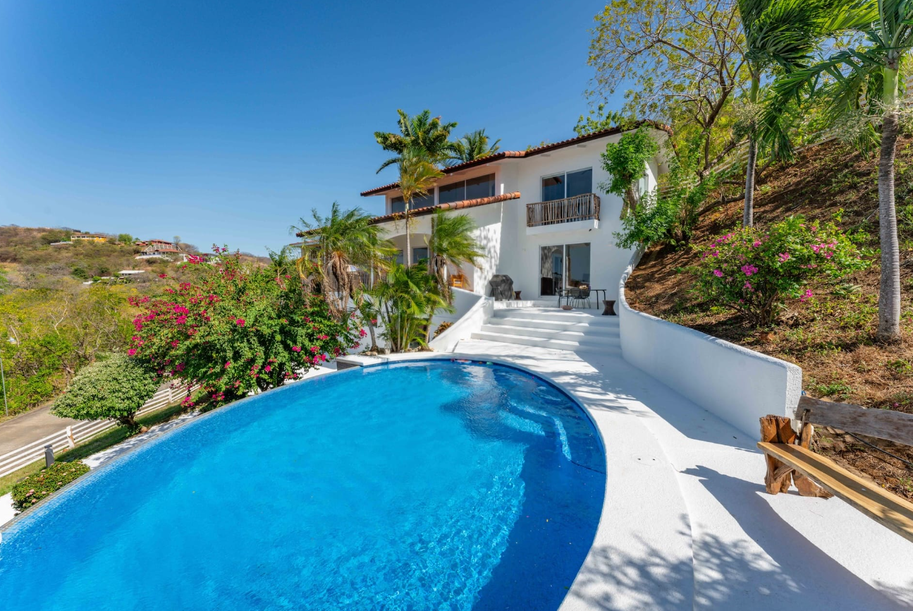 3 bed Single Family Homes For Sale in Playas Del Coco, Guanacaste - thumb 19