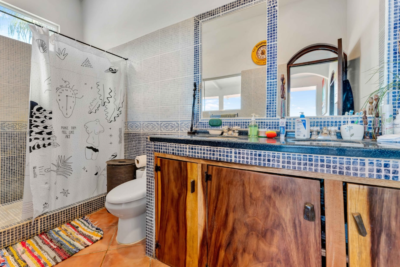 3 bed Single Family Homes For Sale in Playas Del Coco, Guanacaste - thumb 16