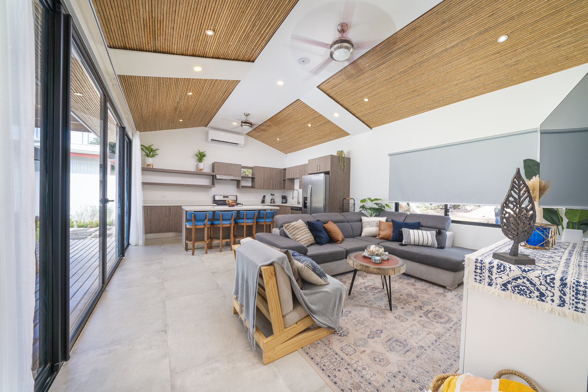 4 bed Single Family Homes For Sale in Tamarindo, Guanacaste - thumb 3