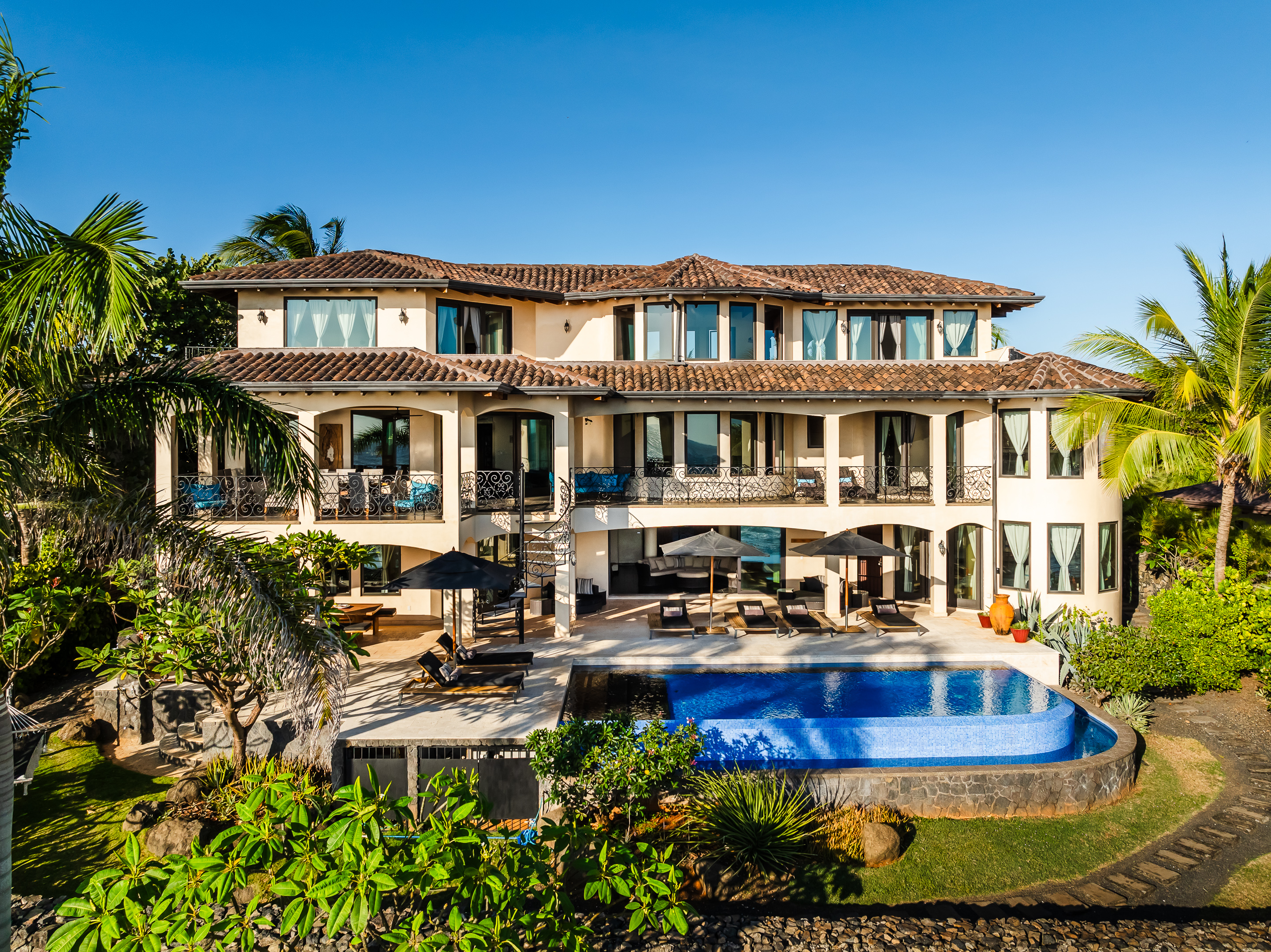 5 bed Single Family Homes For Sale in Playa Negra, Guanacaste - thumb 29