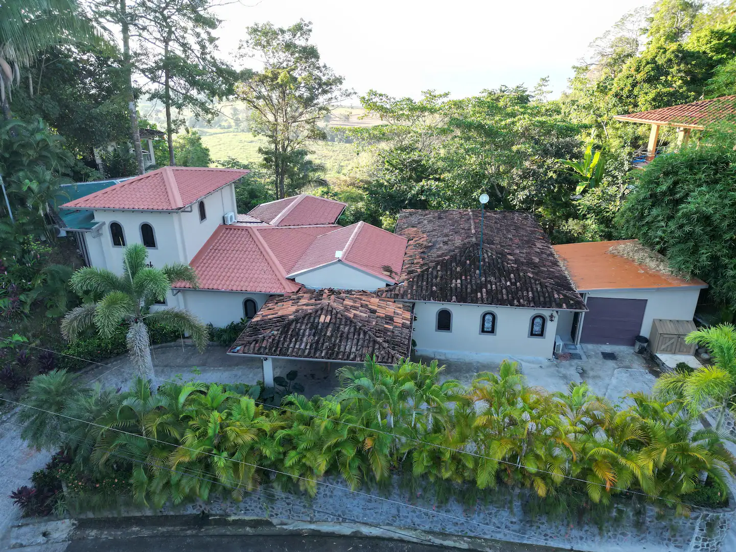 8 bed Single Family Homes For Sale in Jaco, Puntarenas - thumb 4