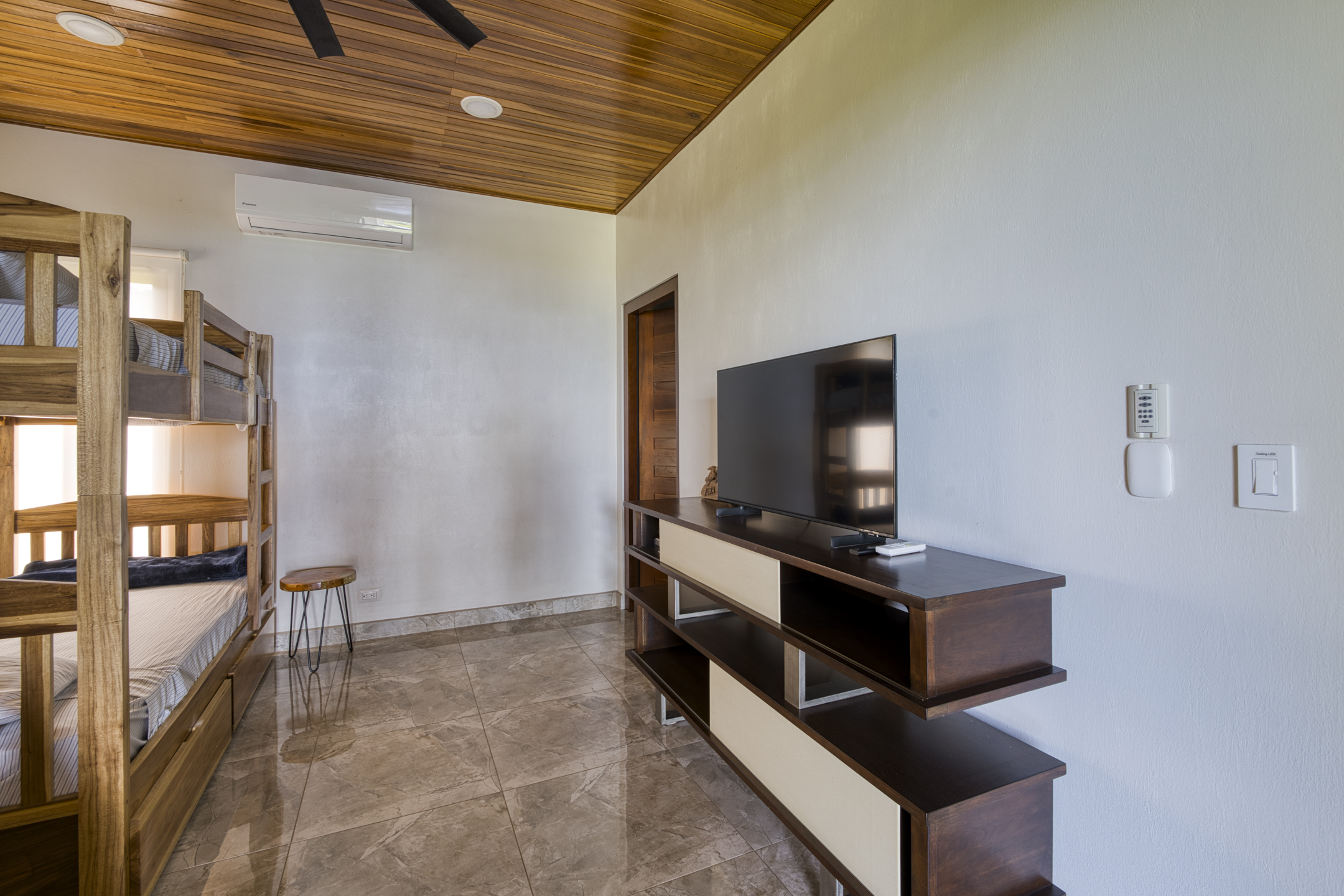 3 bed Single Family Homes For Sale in Ojochal, Puntarenas - thumb 28