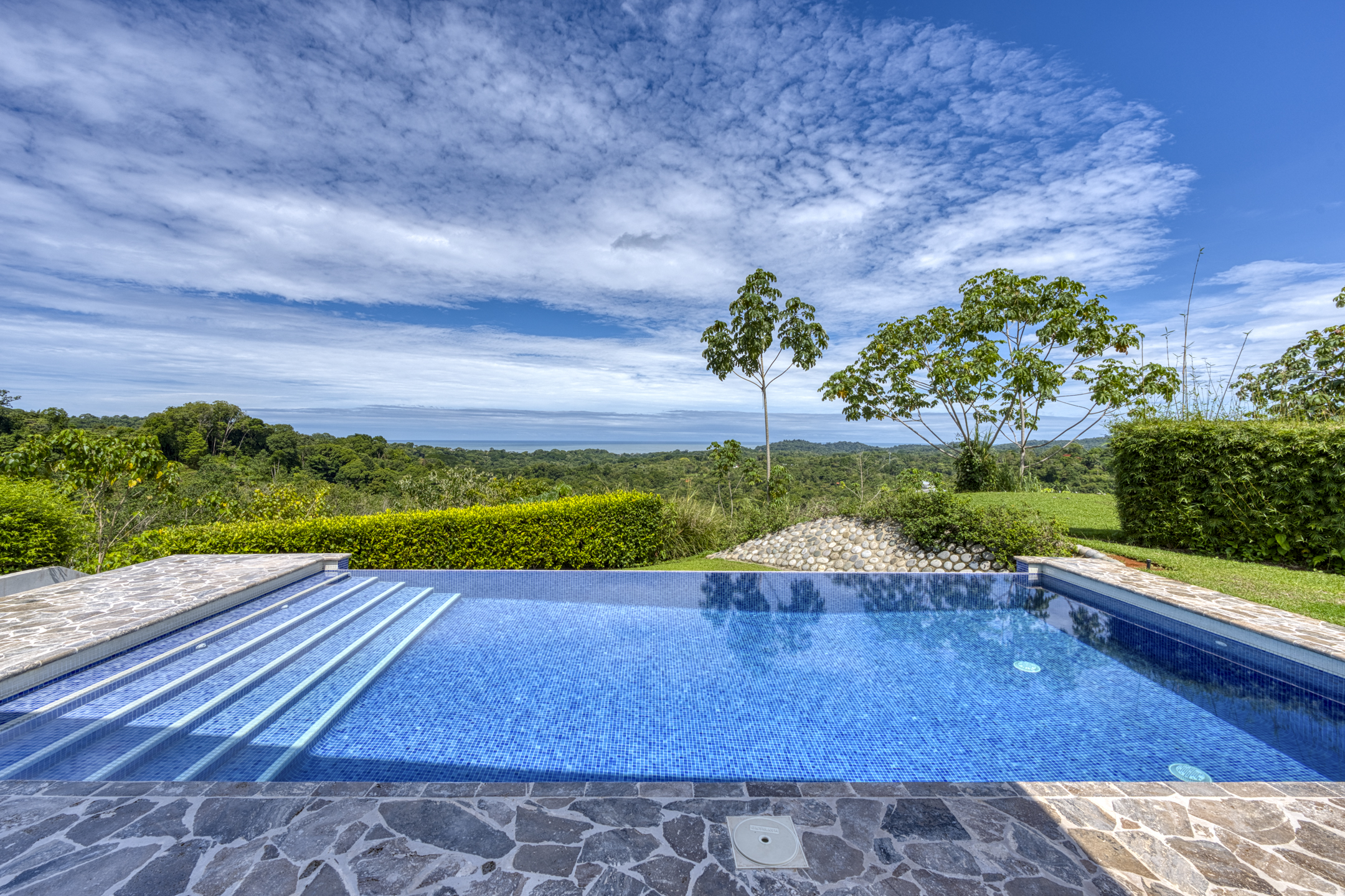 3 bed Single Family Homes For Sale in Ojochal, Puntarenas - thumb 2