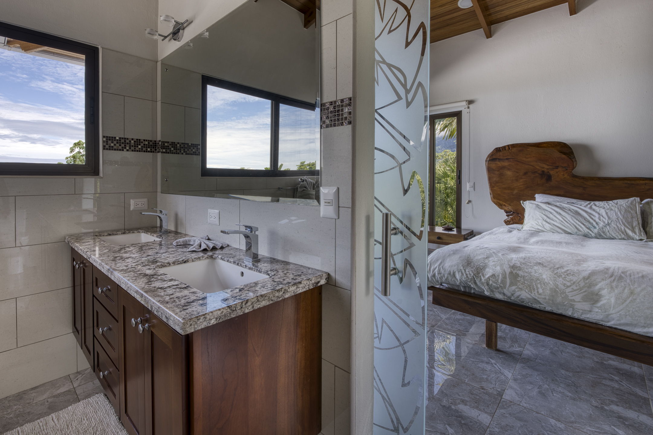 3 bed Single Family Homes For Sale in Ojochal, Puntarenas - thumb 23