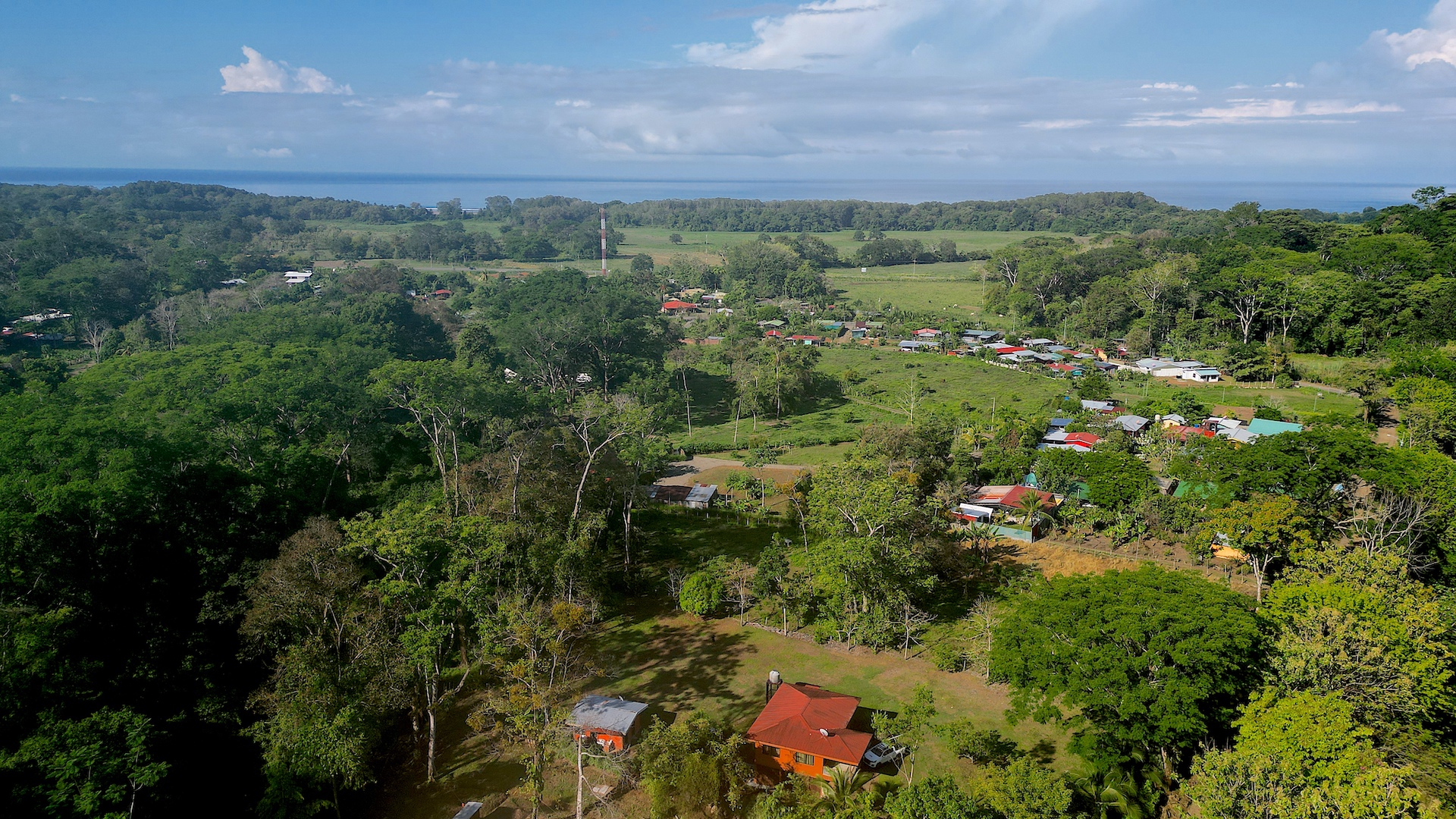3 bed Single Family Homes For Sale in Dominical, Puntarenas - thumb 3