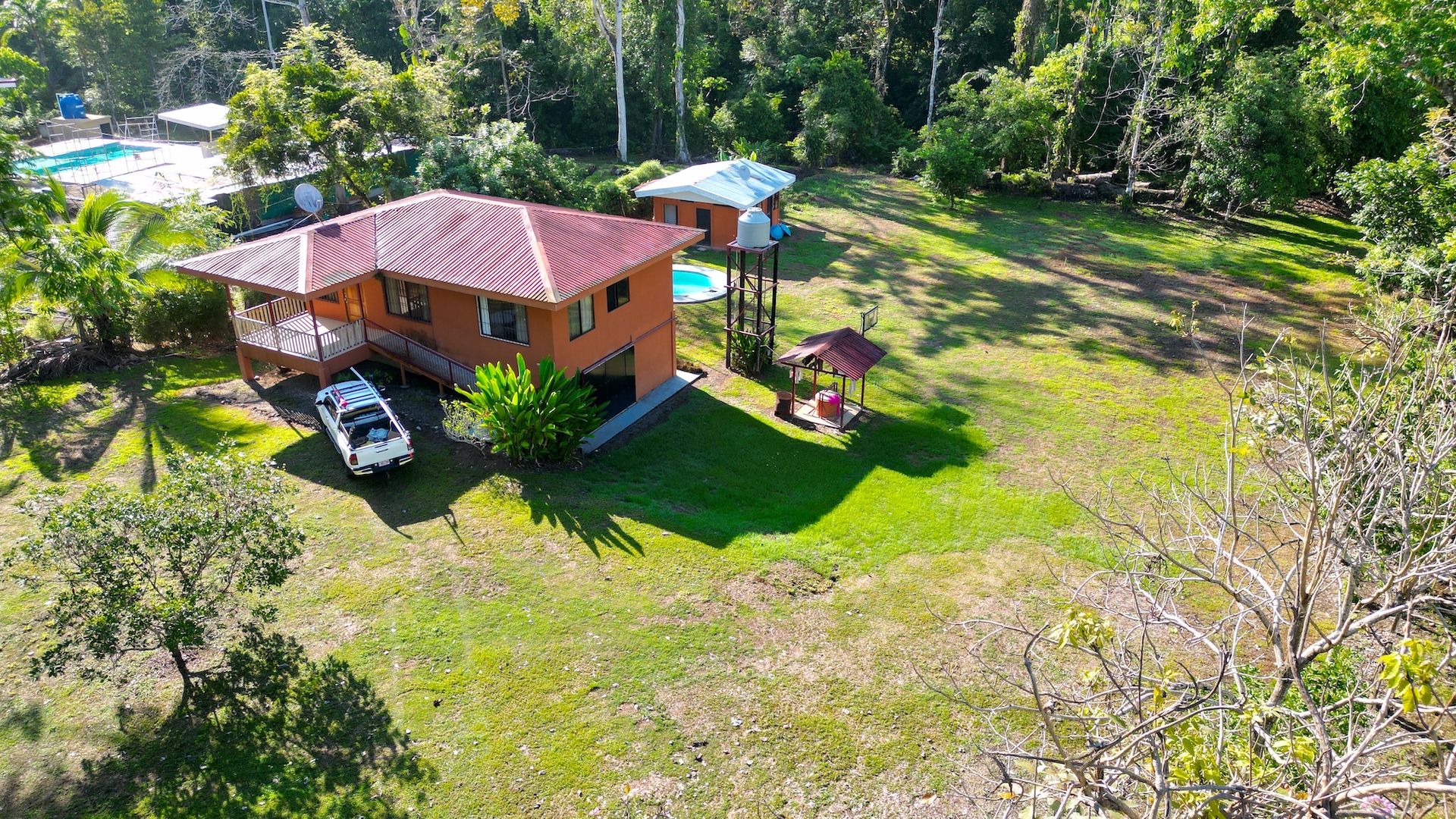 3 bed Single Family Homes For Sale in Dominical, Puntarenas - thumb 6