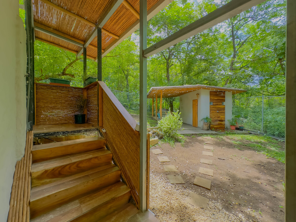 4 bed Single Family Homes For Sale in Sardinal, Guanacaste - thumb 3